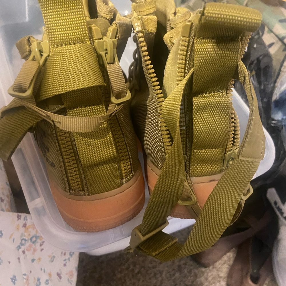 Nike Sf Af1 Mid Desert Moss Desert Moss View 3
